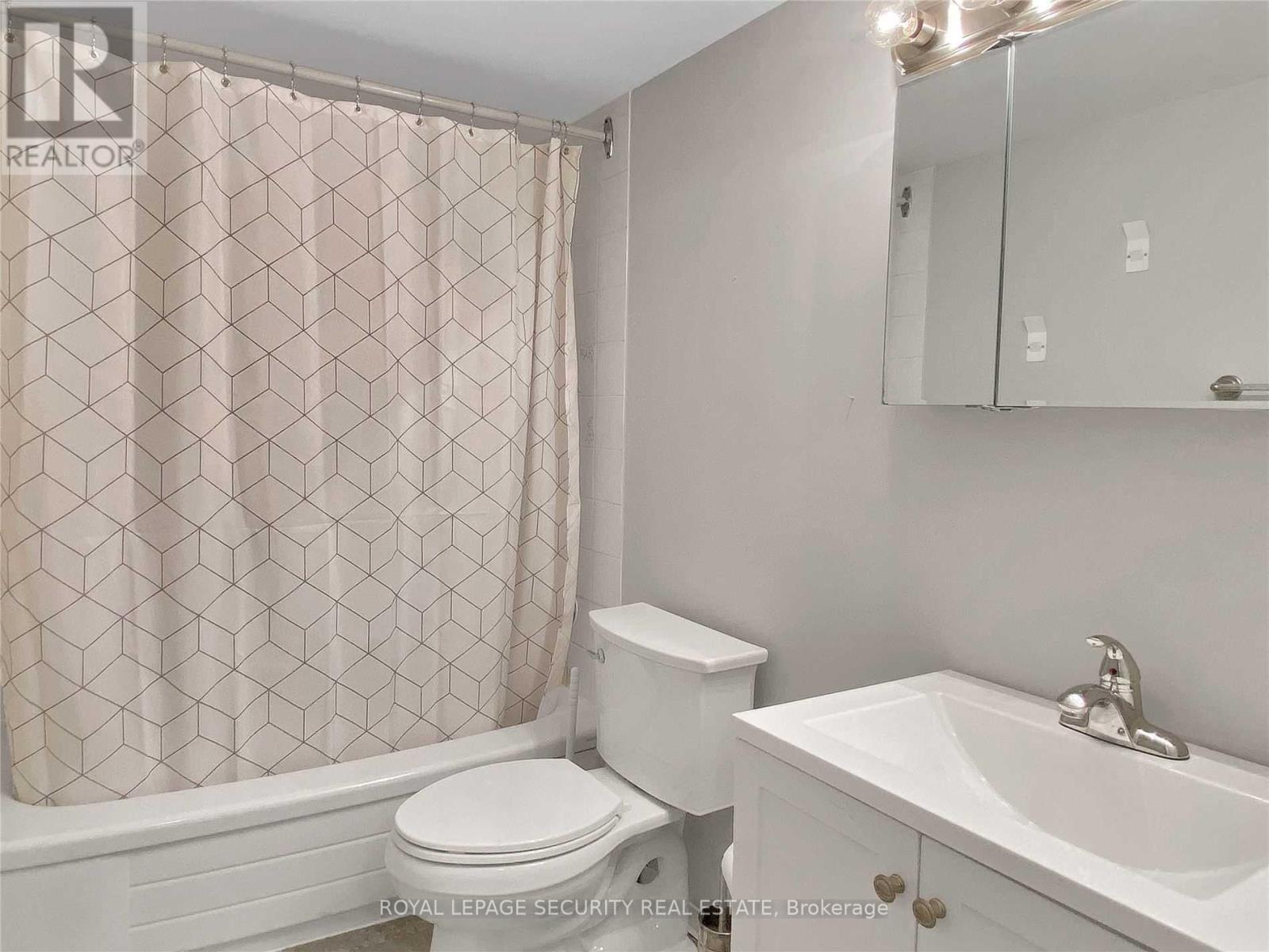 308 - 696 St. Clair Avenue W Property Photo 11