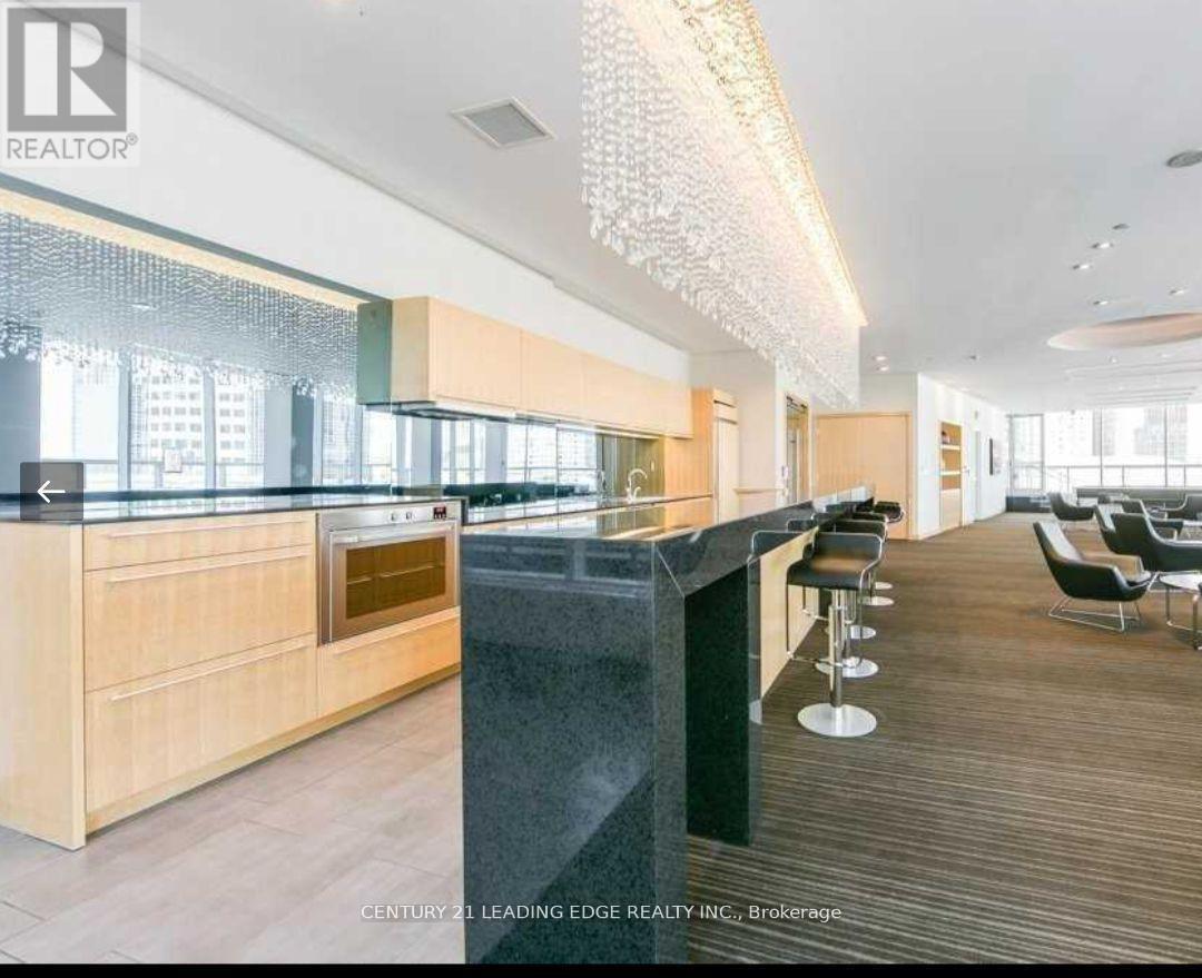 4108 - 55 Bremner Boulevard Property Photo 8