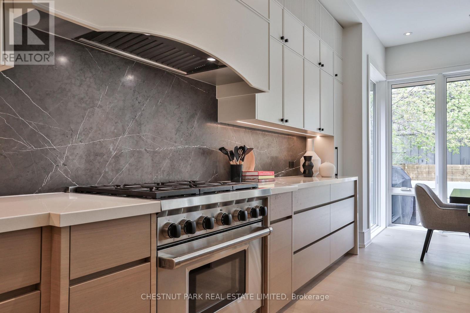 2 Marchwood Drive Property Photo 12