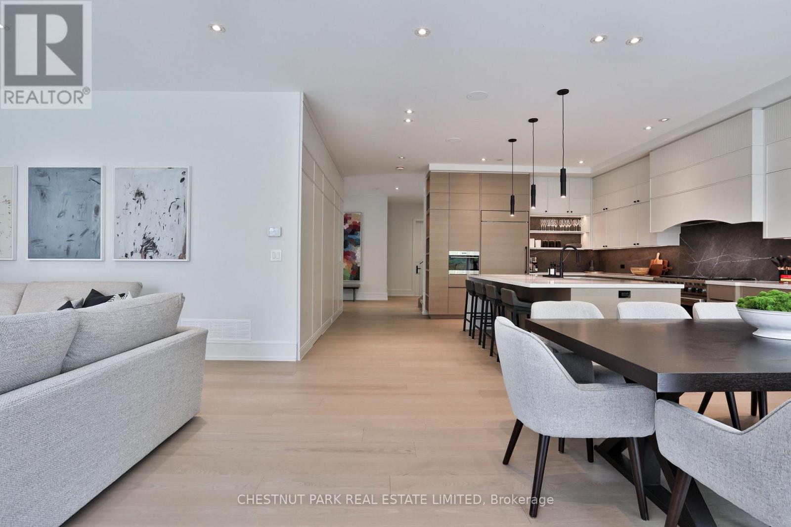 2 Marchwood Drive Property Photo 18