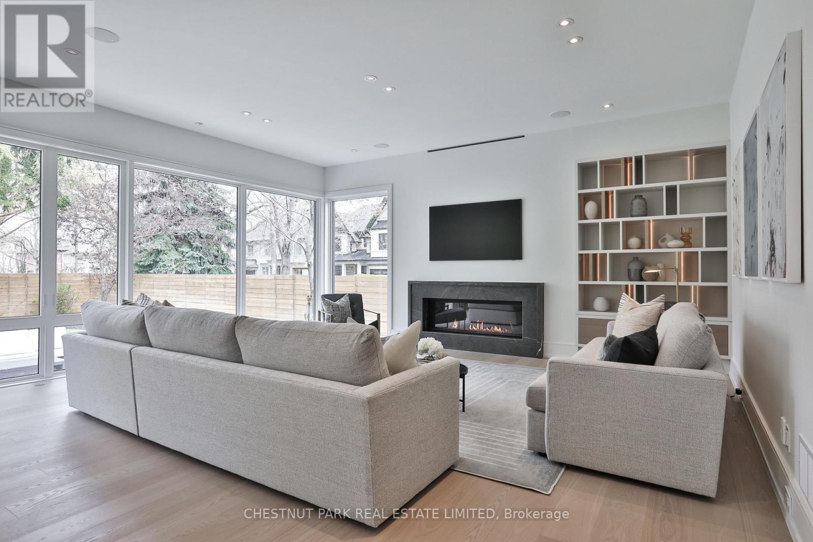 2 Marchwood Drive Property Photo 19