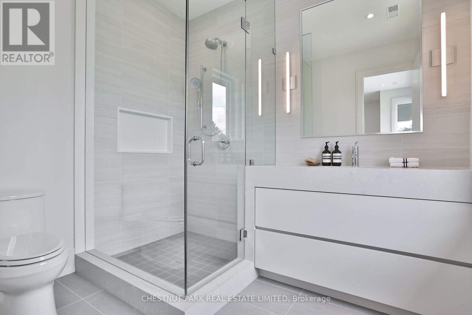 2 Marchwood Drive Property Photo 35