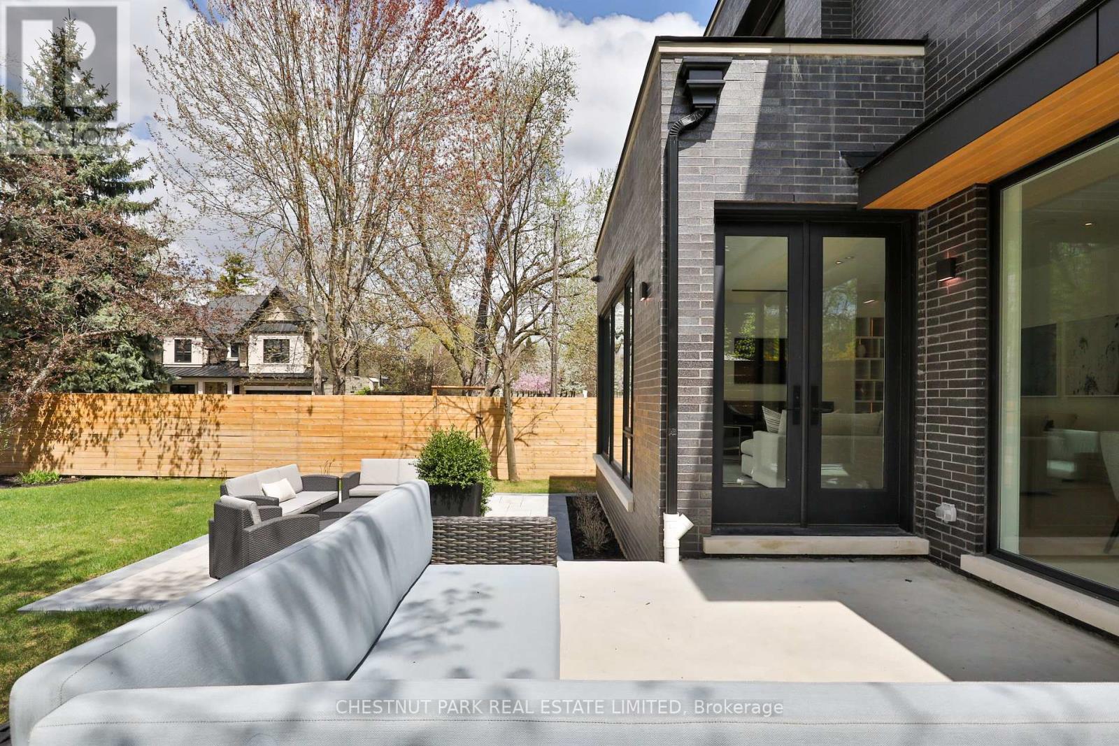 2 Marchwood Drive Property Photo 47