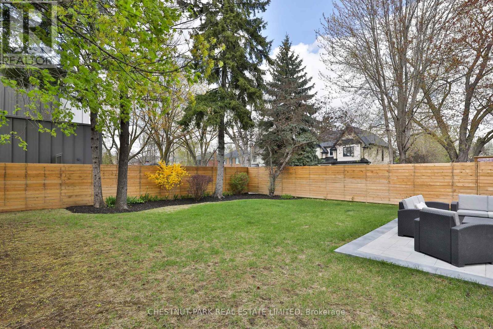2 Marchwood Drive Property Photo 48