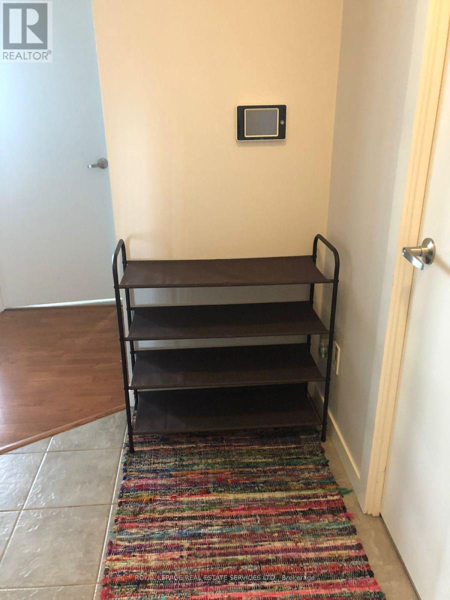 2310 - 55 Bremner Boulevard Property Photo 3