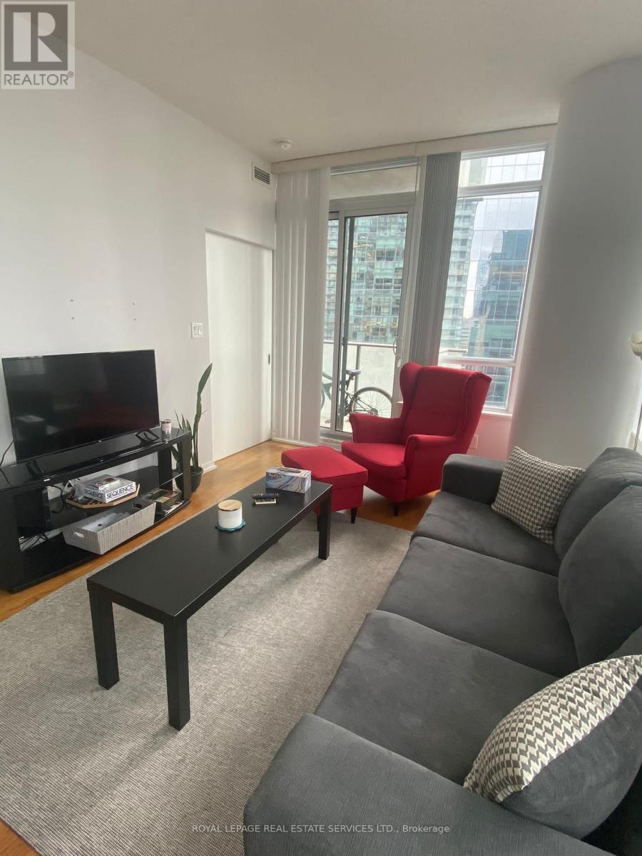 2310 - 55 Bremner Boulevard Property Photo 10
