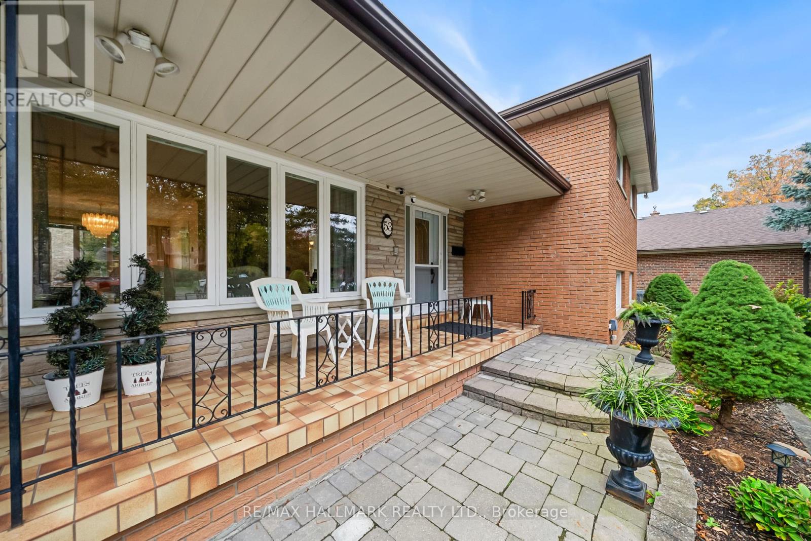 53 Tobruk Crescent Property Photo 3