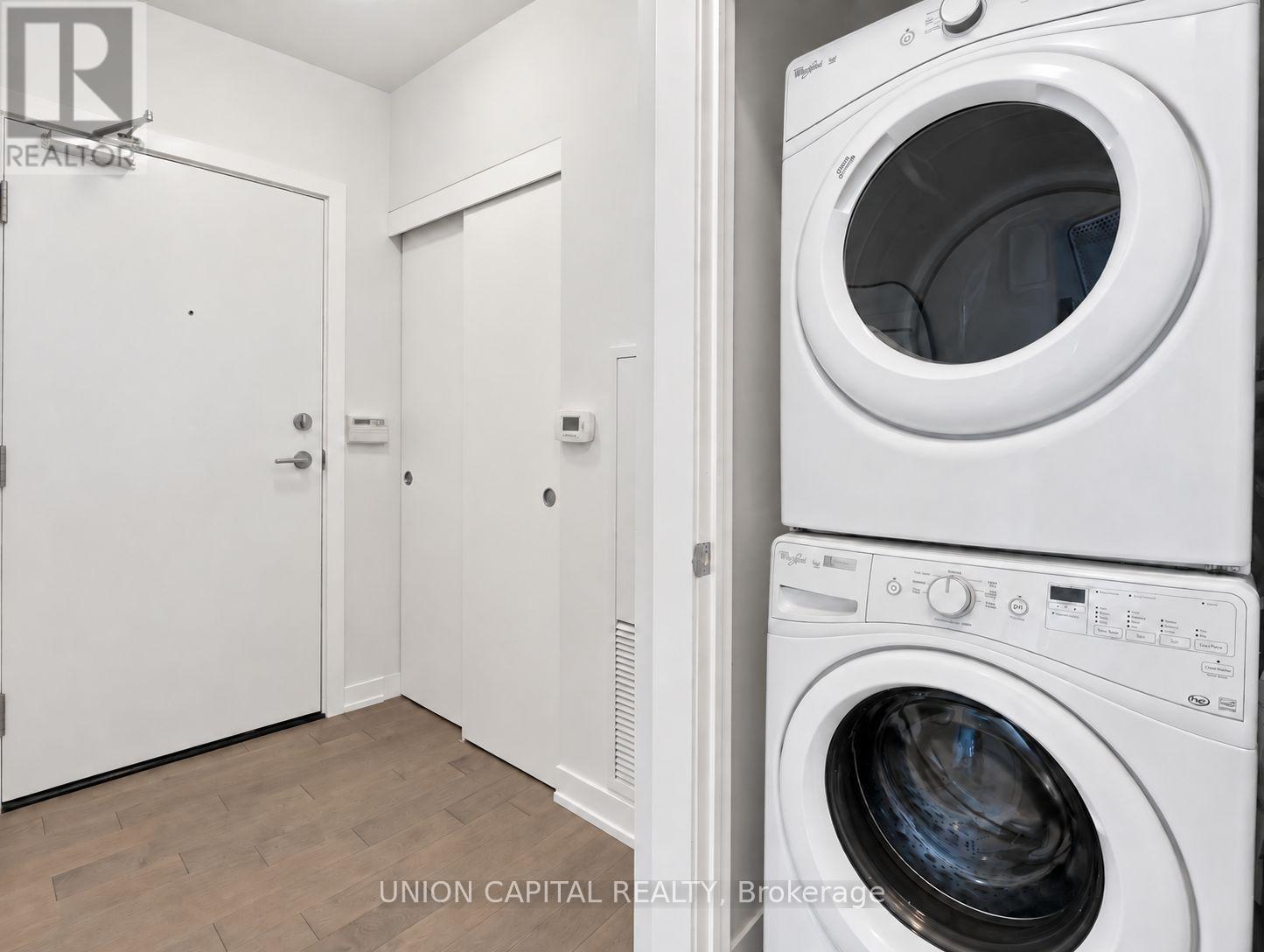 202 - 10 Willison Square Property Photo 16