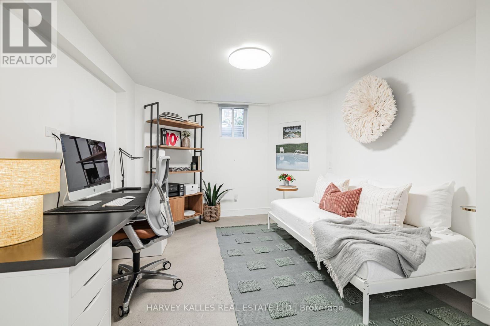 427 Ontario Street Property Photo 39