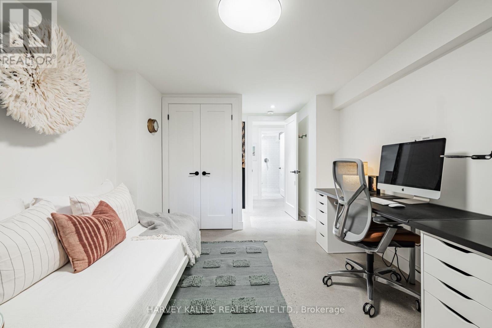 427 Ontario Street Property Photo 40