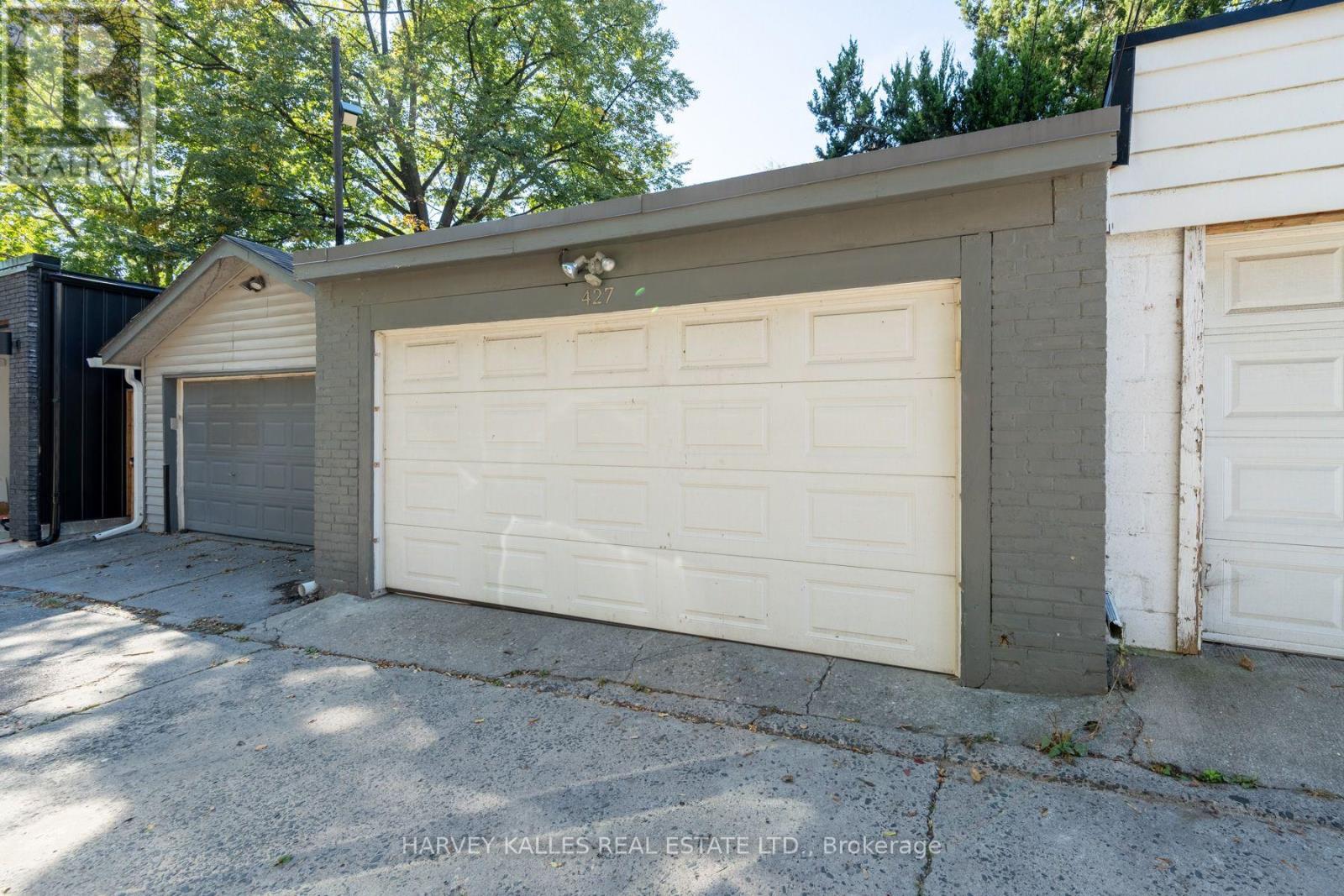 427 Ontario Street Property Photo 50