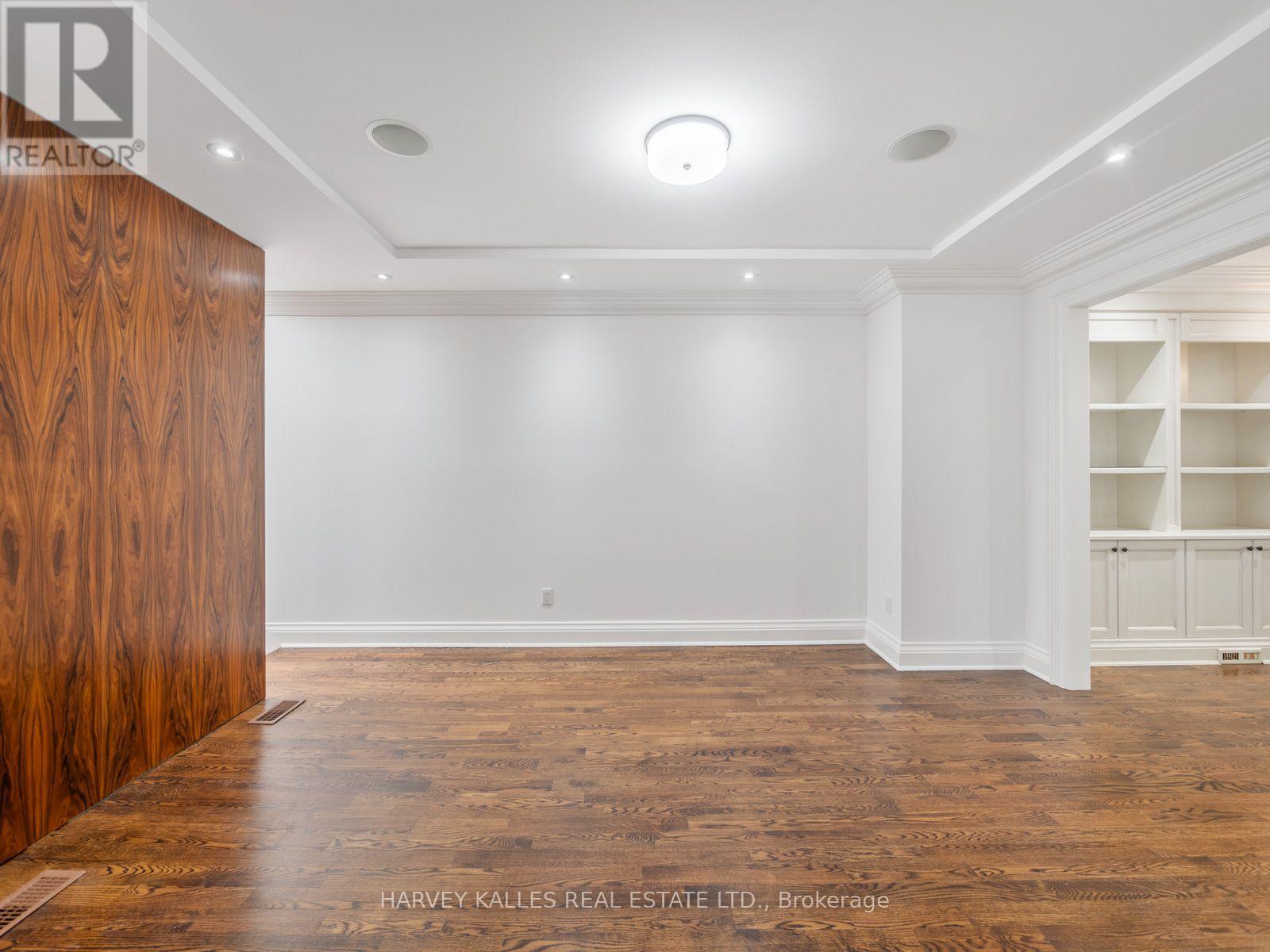 67 Warren Road Property Photo 6