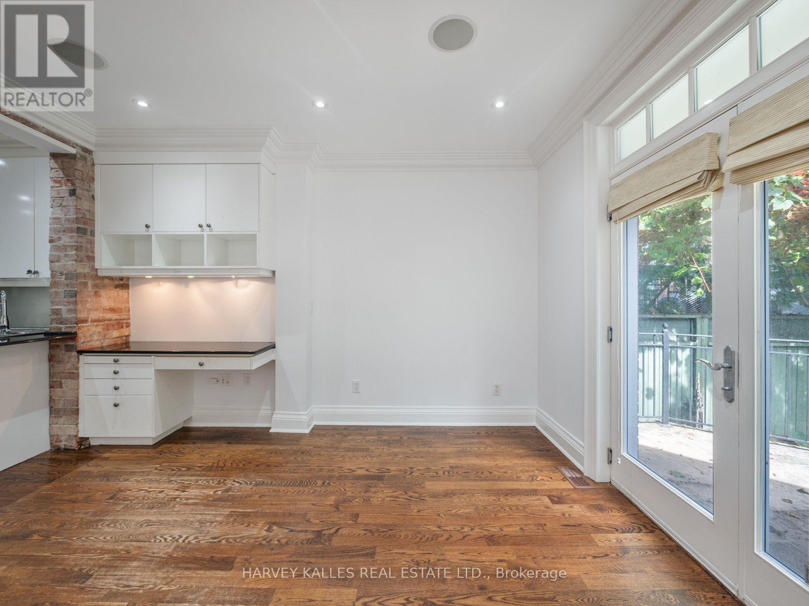 67 Warren Road Property Photo 10