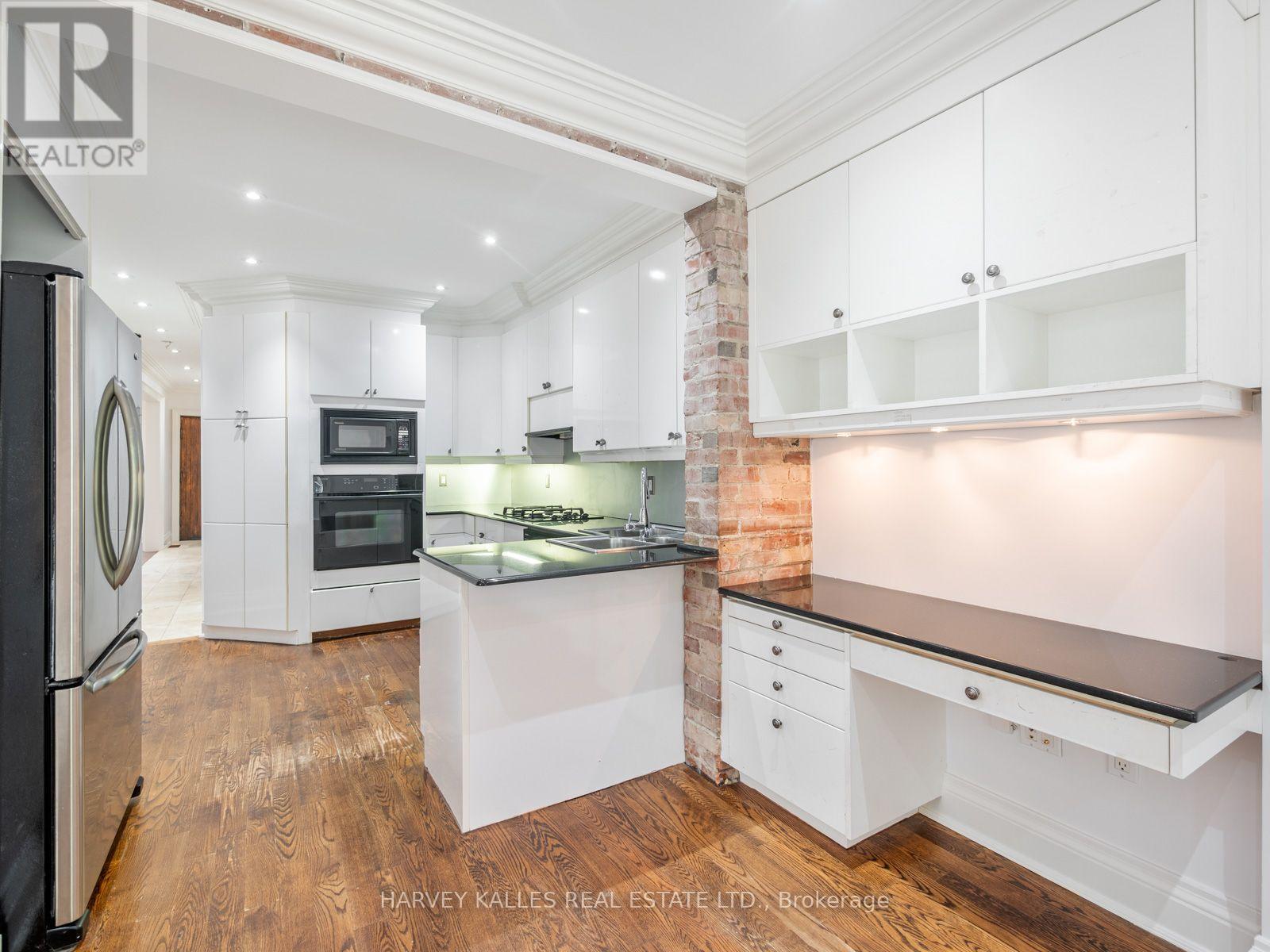 67 Warren Road Property Photo 12