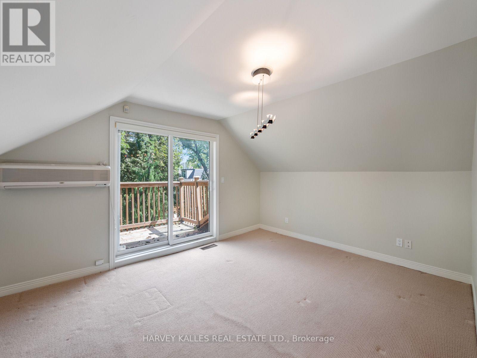 67 Warren Road Property Photo 16