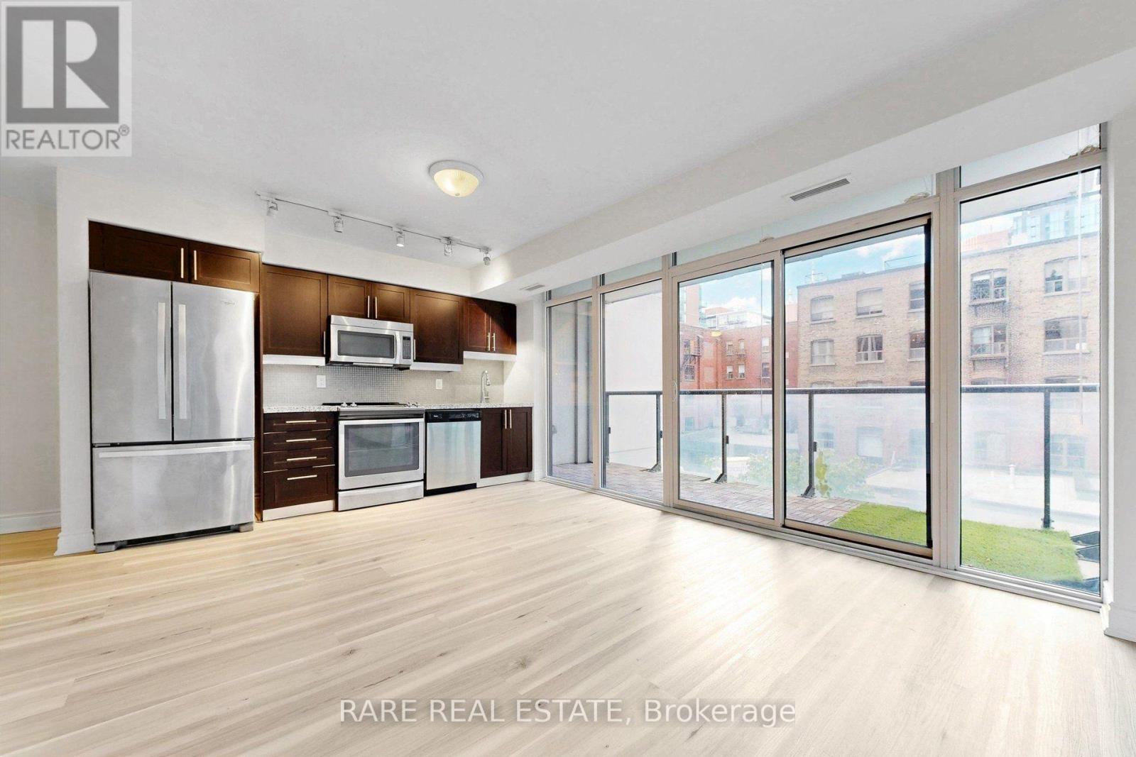 512 - 400 Adelaide Street E Property Photo 16