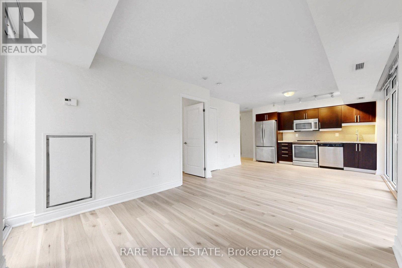 512 - 400 Adelaide Street E Property Photo 20