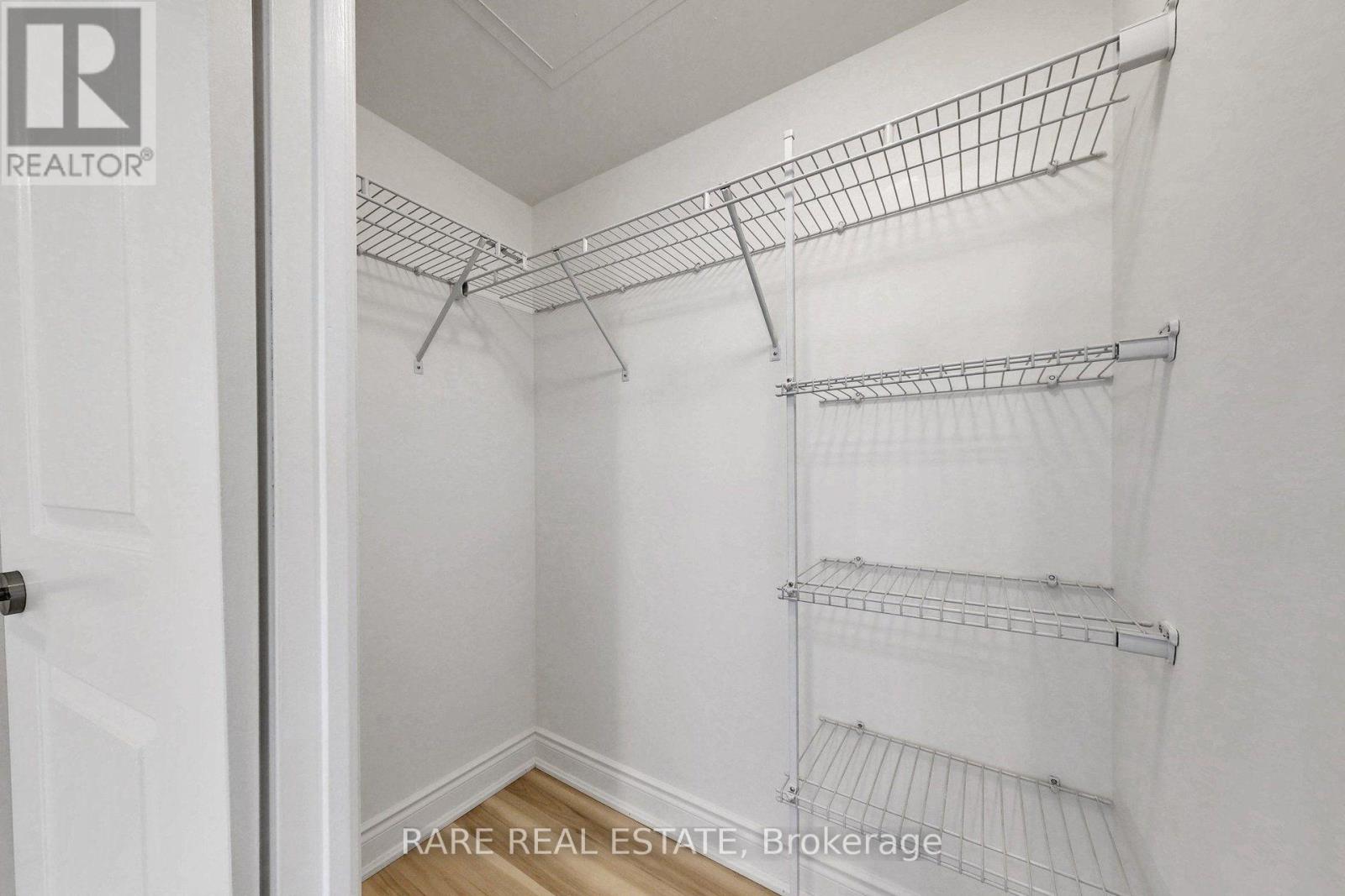 512 - 400 Adelaide Street E Property Photo 26