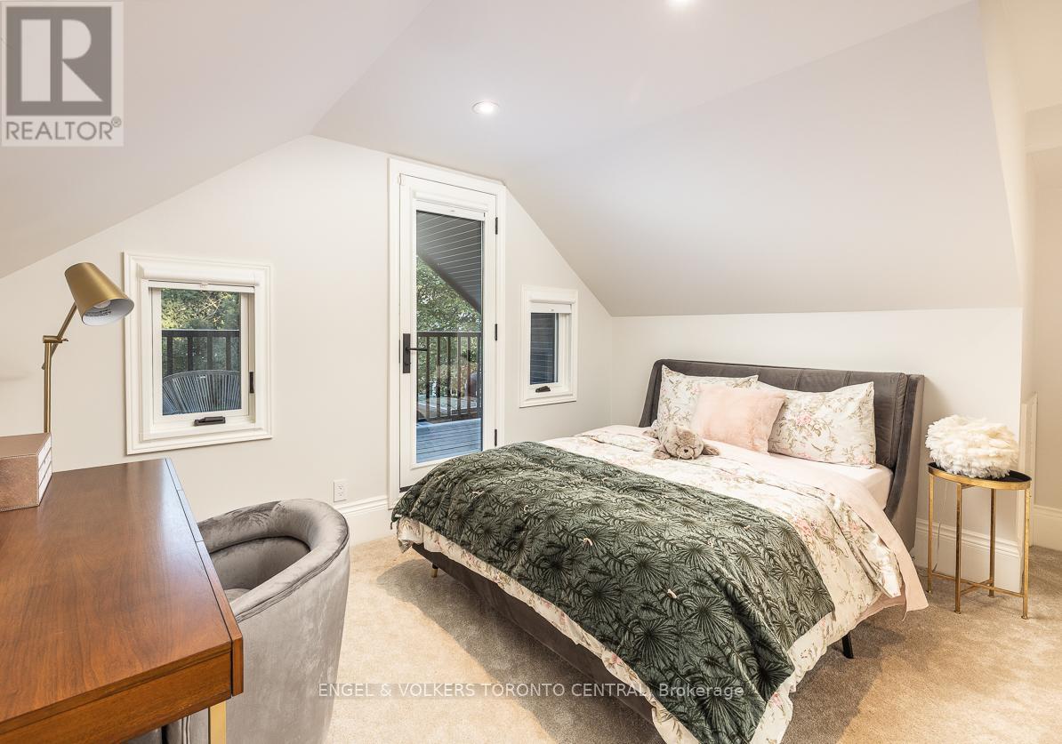 1 Bryce Avenue Property Photo 30