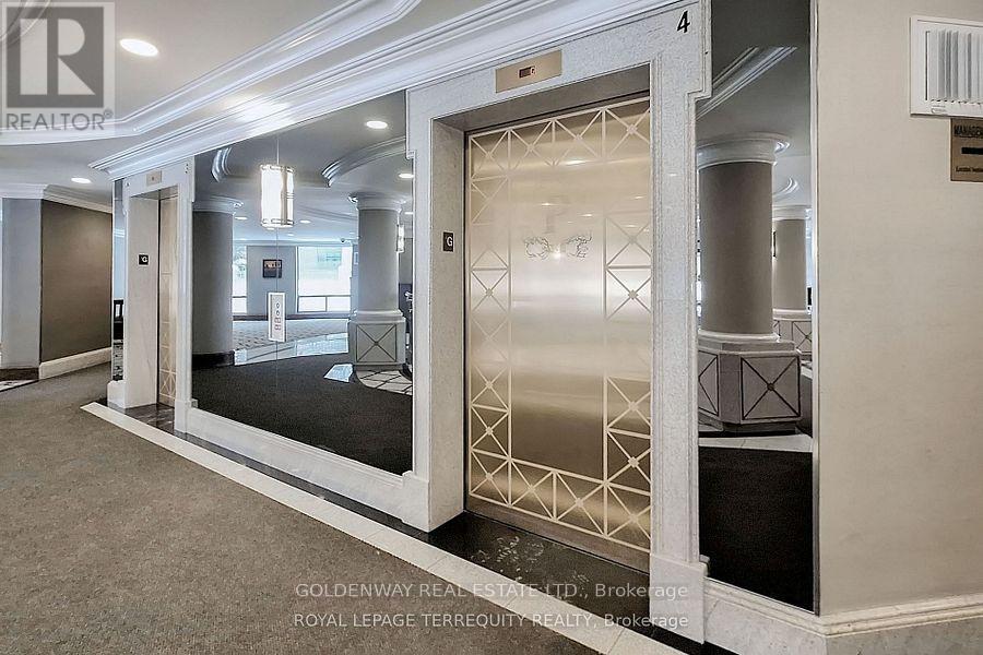 402 - 18 Pemberton Avenue Property Photo 6