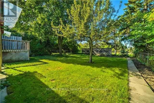54 Bowerbank Drive Property Photo 4
