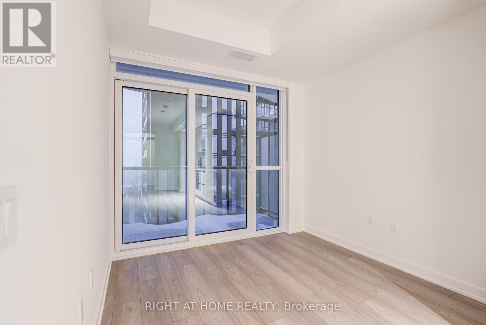 2403s - 110 Broadway Avenue Property Photo 14