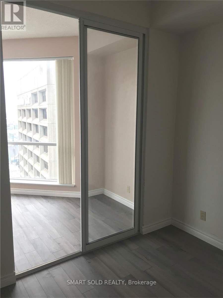 3410 - 10 Yonge Street Property Photo 11