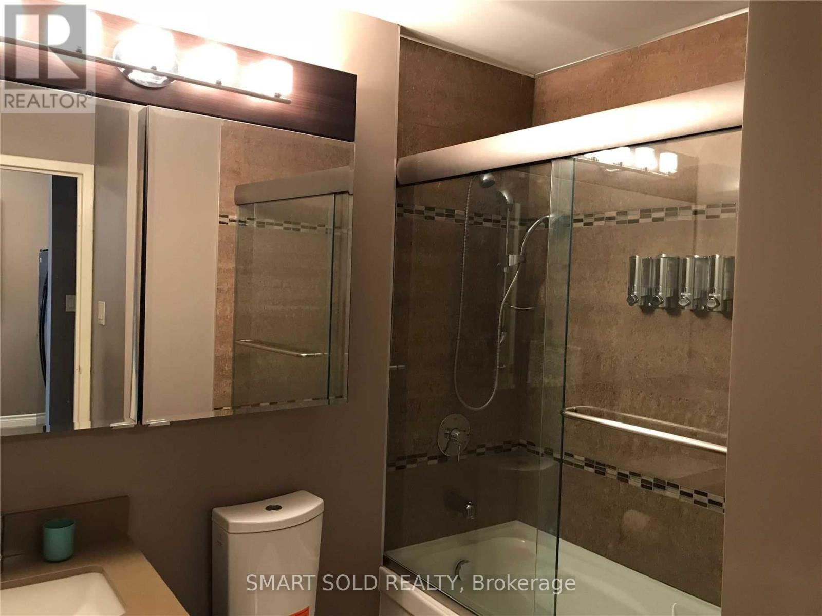 3410 - 10 Yonge Street Property Photo 14
