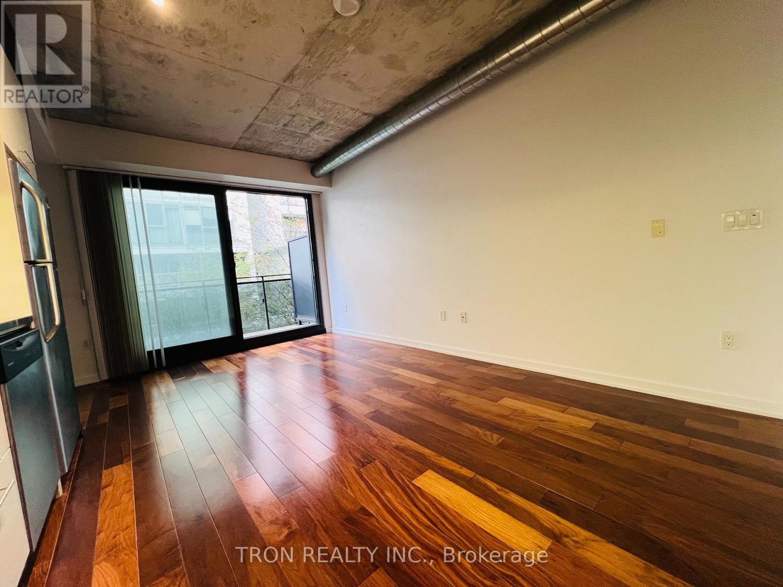526 - 47 Lower River Street Property Photo 11