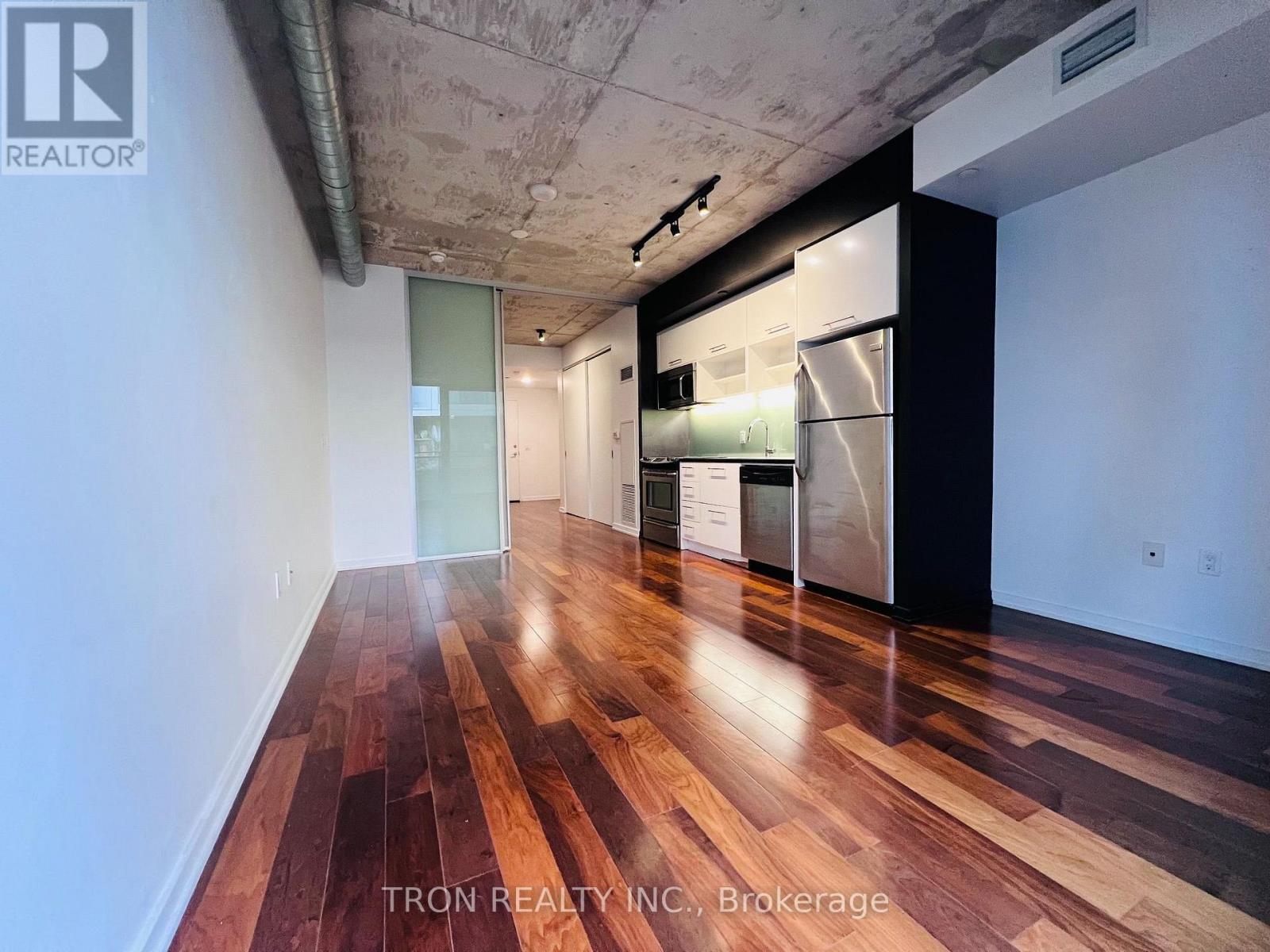 526 - 47 Lower River Street Property Photo 12
