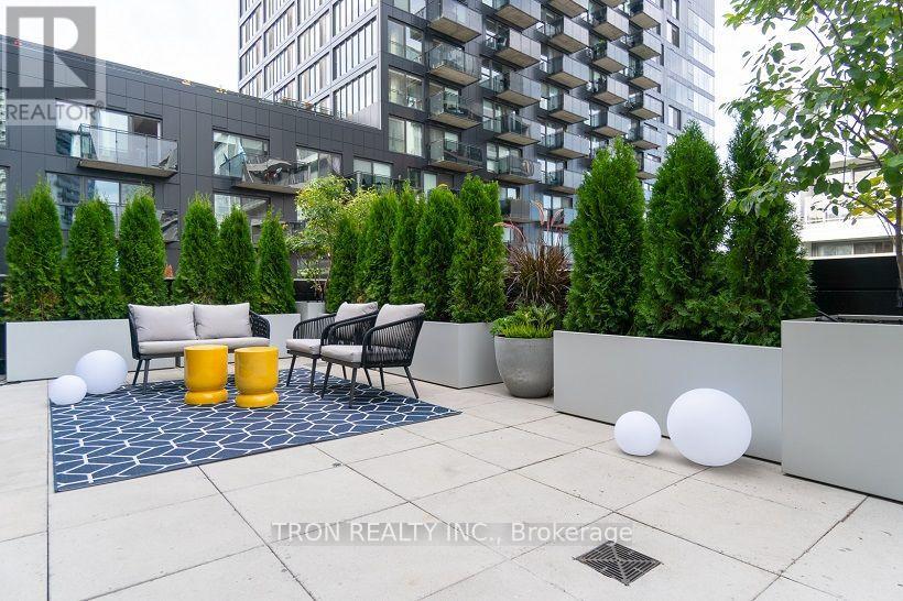 526 - 47 Lower River Street Property Photo 16