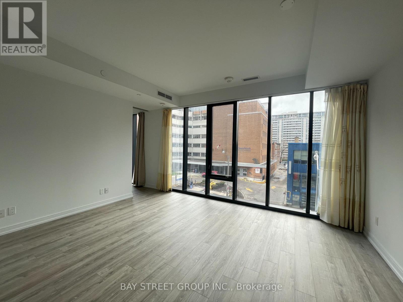 205 - 28 Wellesley Street E Property Photo 4