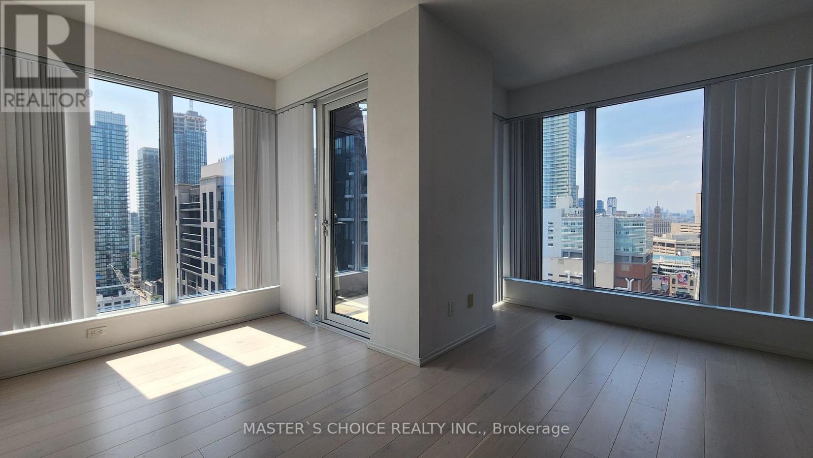 2805 - 68 Shuter Street Property Photo 2