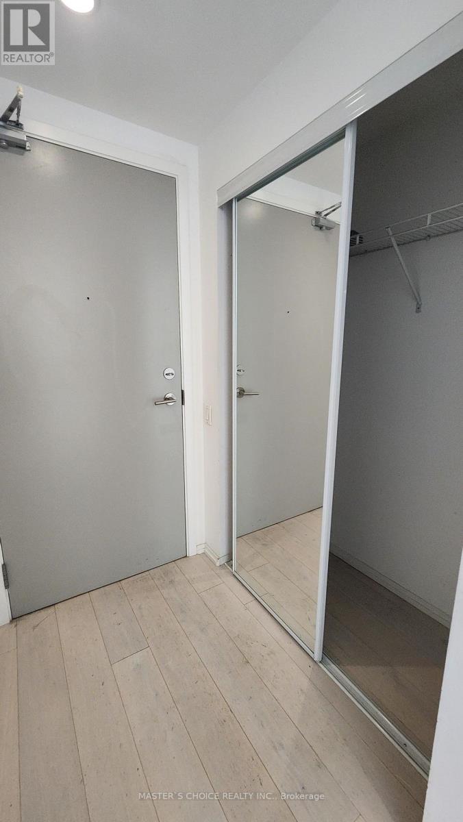 2805 - 68 Shuter Street Property Photo 18