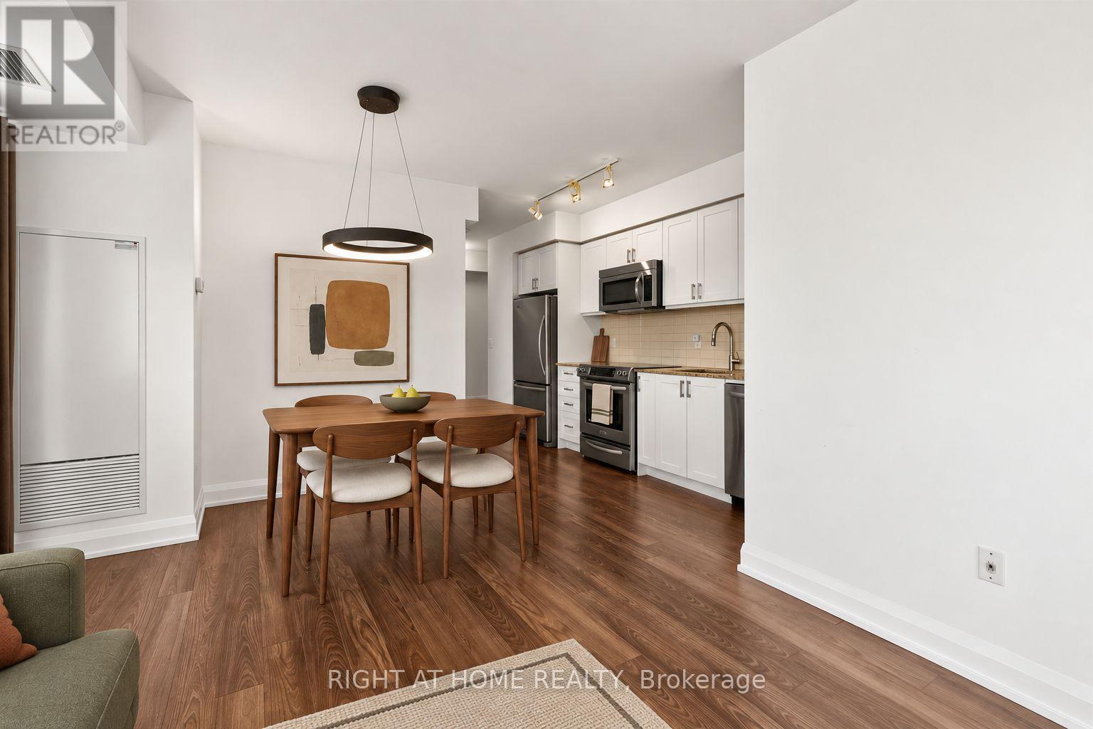 509 - 18 Graydon Hall Drive Property Photo 13