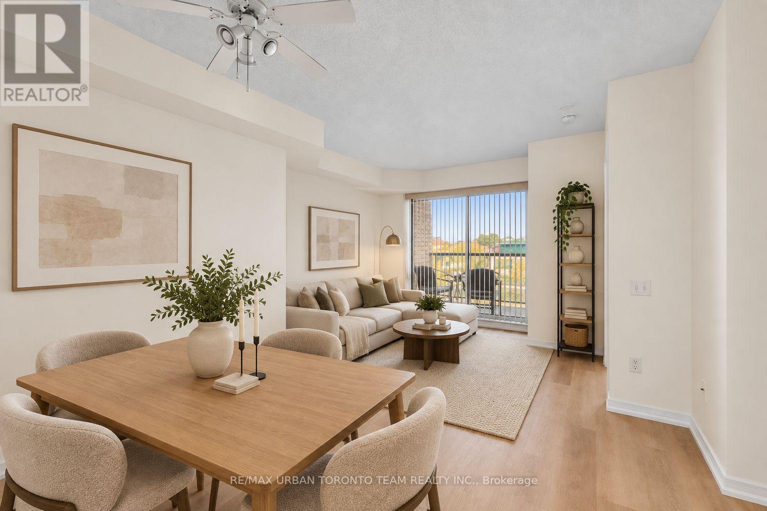 #505 - 140 Bathurst Street Property Photo 3