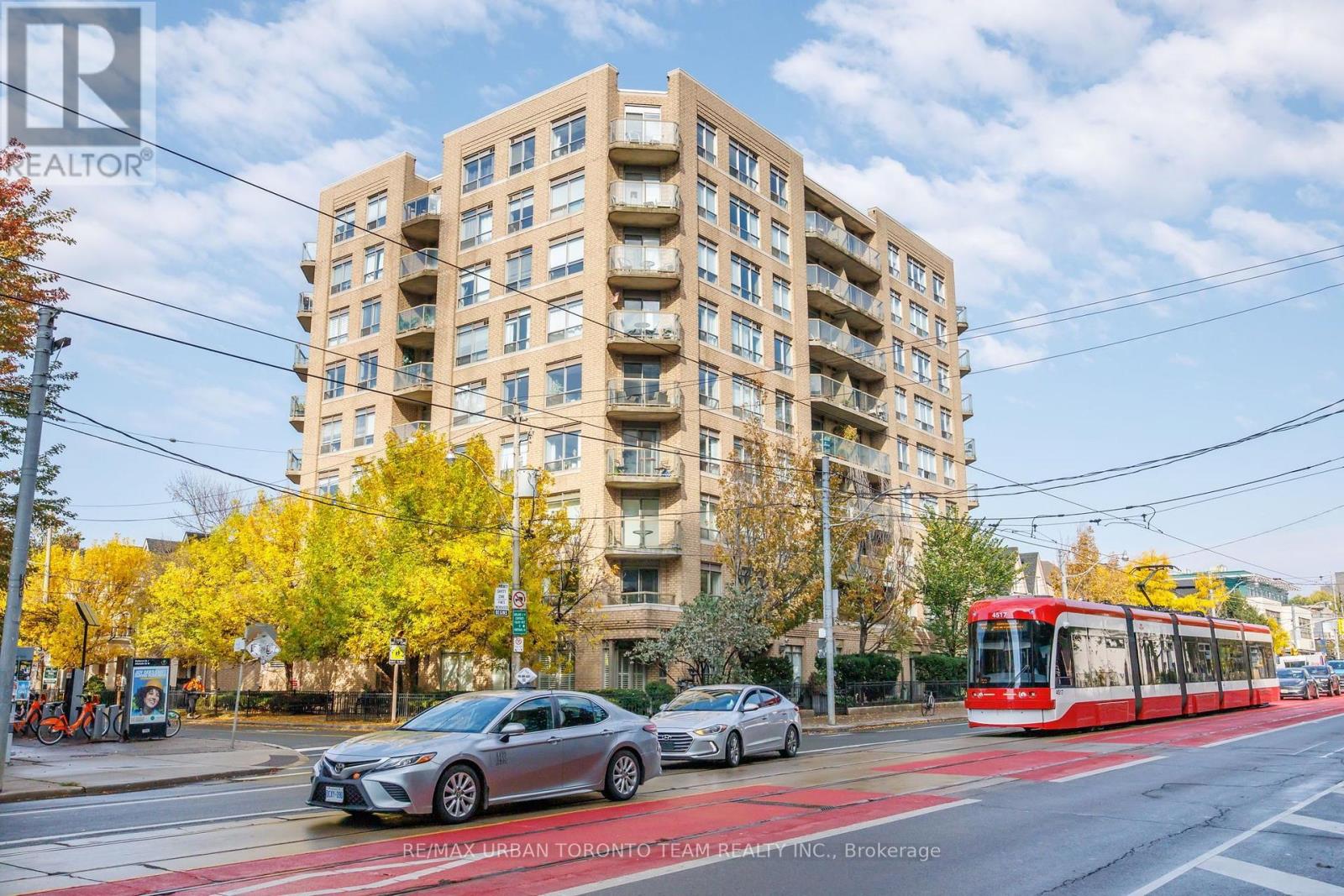 #505 - 140 Bathurst Street Property Photo 6
