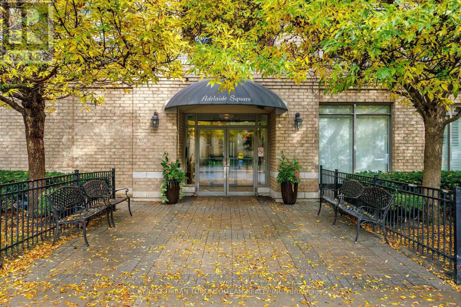 #505 - 140 Bathurst Street Property Photo 7