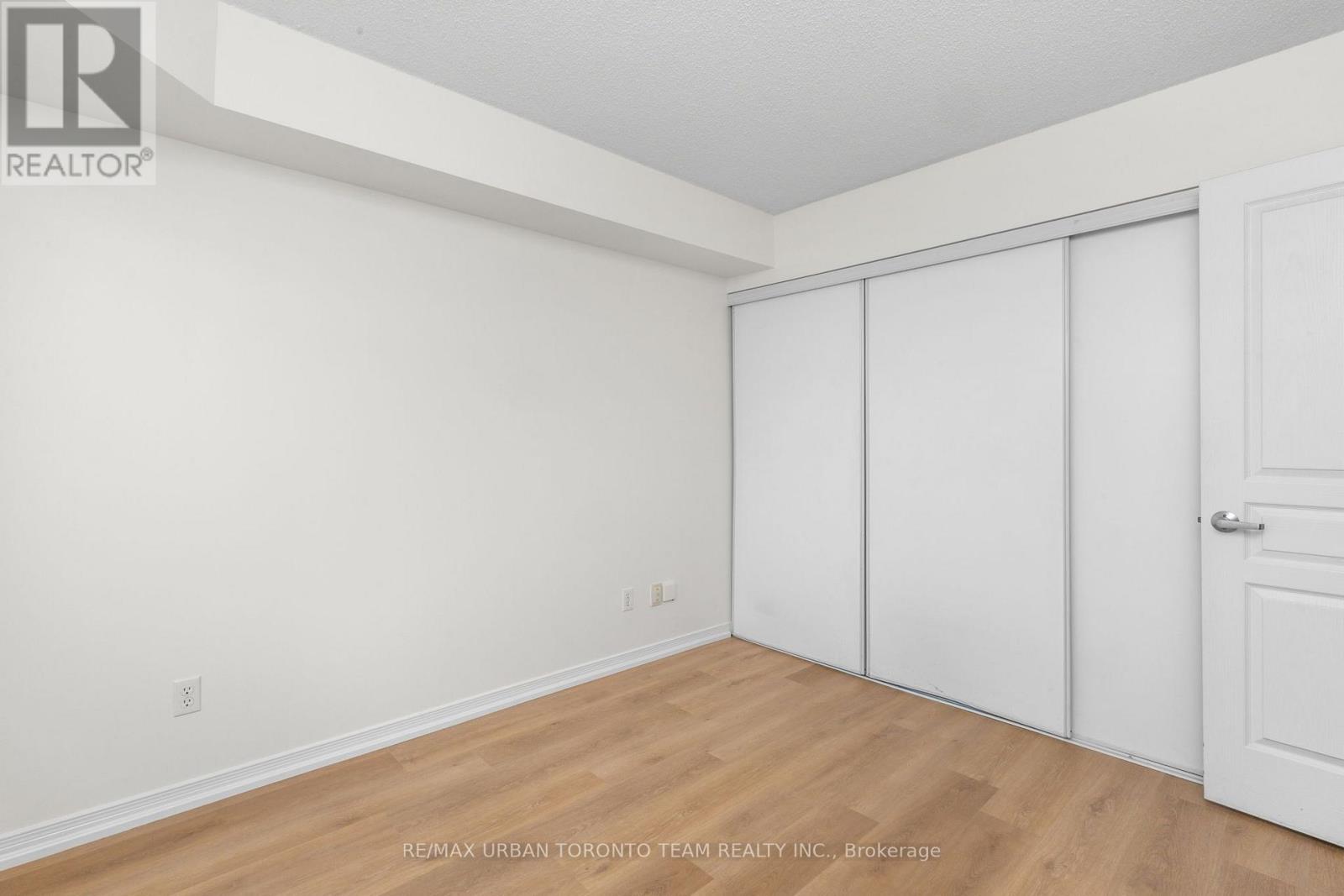 #505 - 140 Bathurst Street Property Photo 19