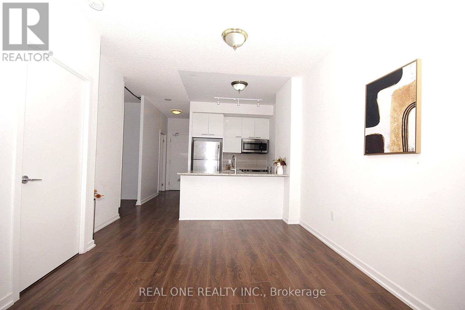 2611 - 66 Forest Manor Road Property Photo 11