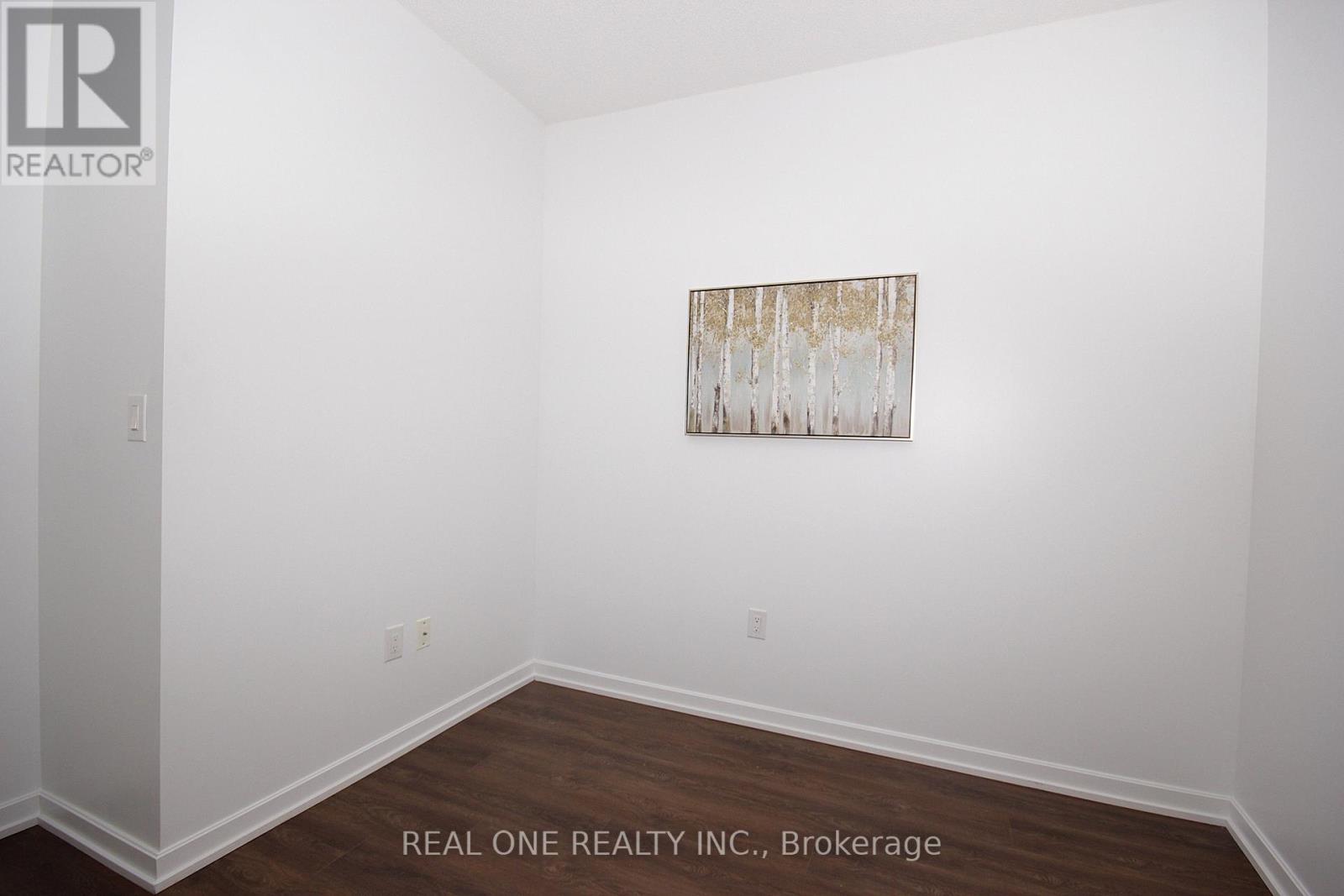2611 - 66 Forest Manor Road Property Photo 14