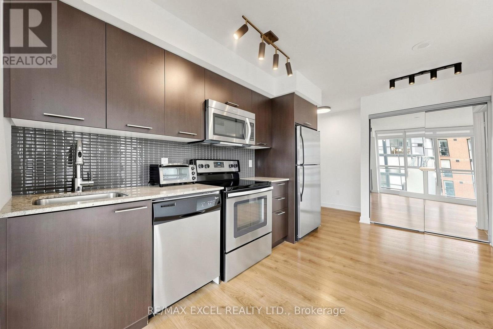 1109 - 78 Tecumseth Street Property Photo 17