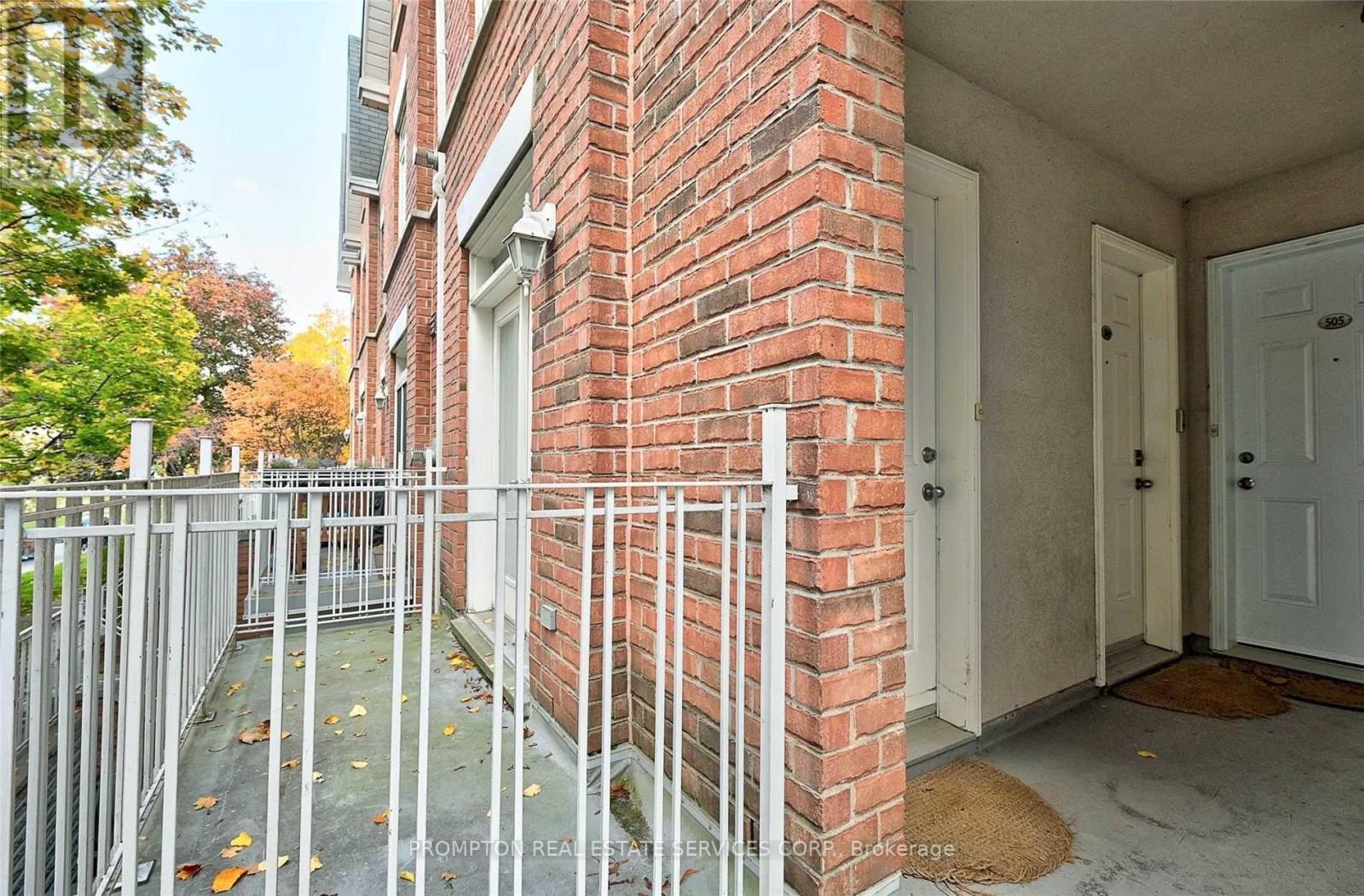 503 - 5 Sudbury Street Property Photo 3