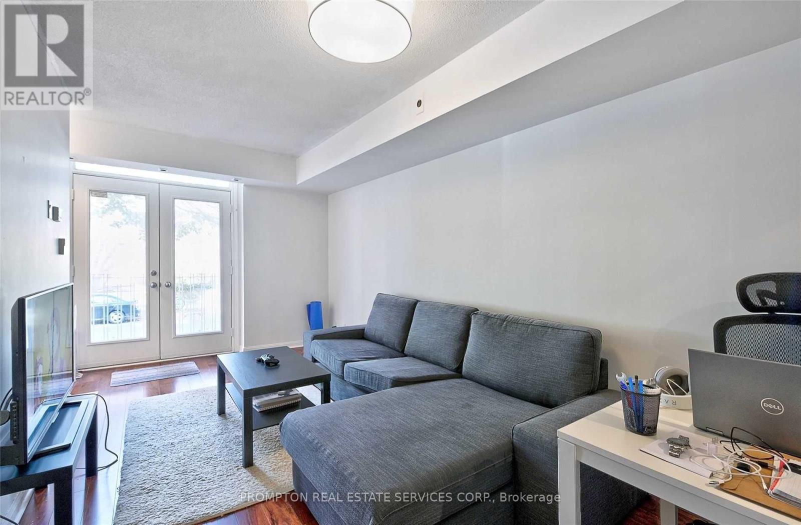 503 - 5 Sudbury Street Property Photo 9