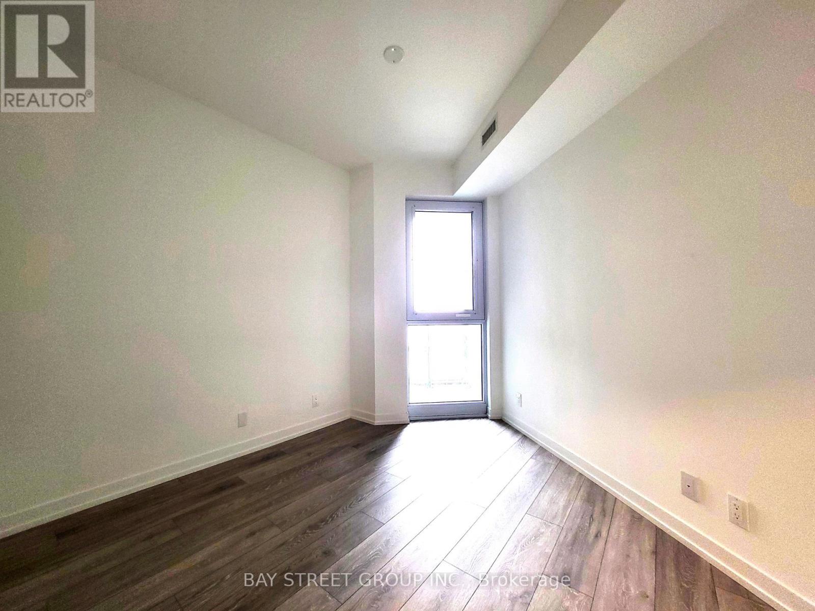 1222 - 2020 Bathurst Street Property Photo 15