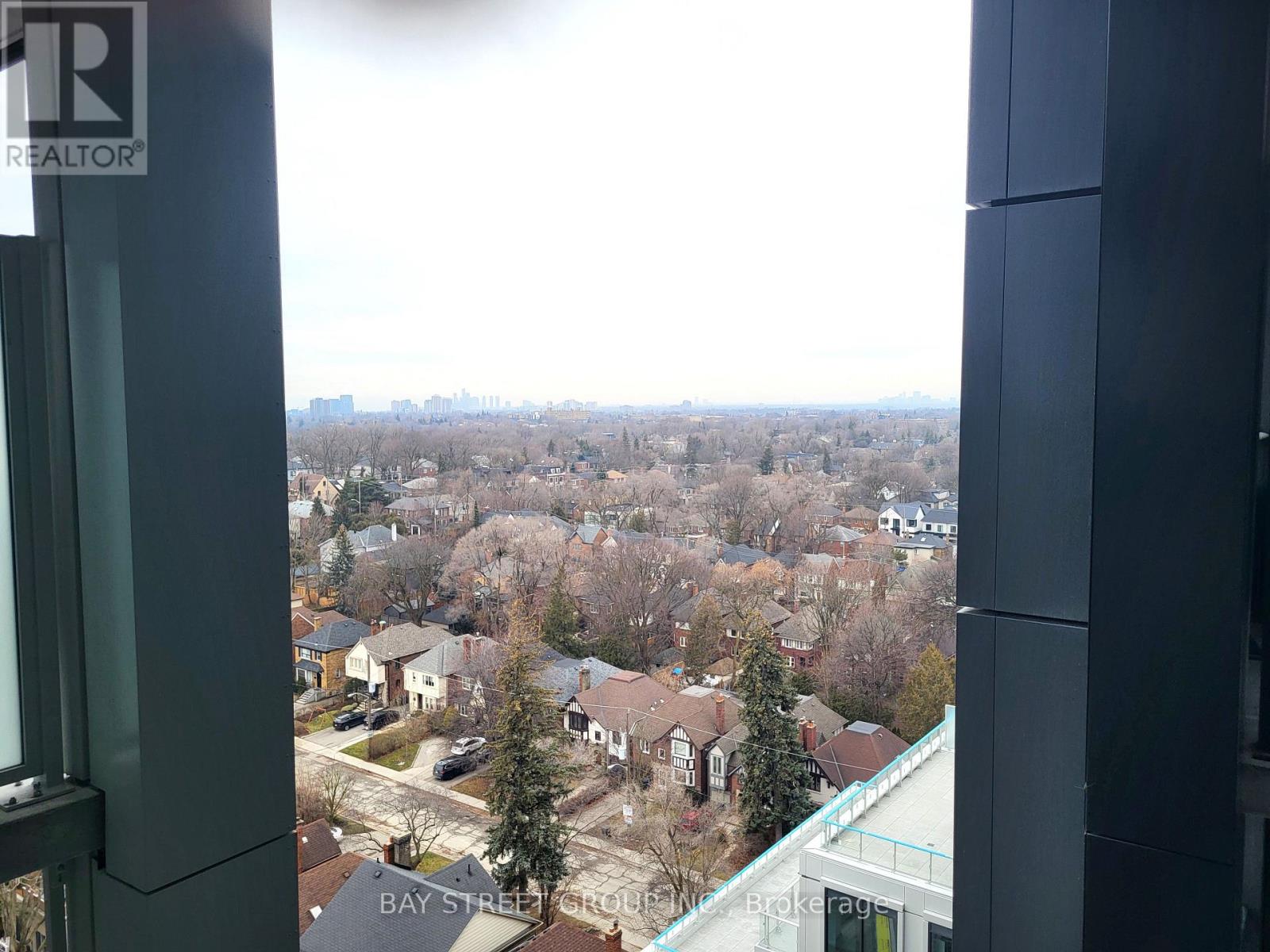 1222 - 2020 Bathurst Street Property Photo 19