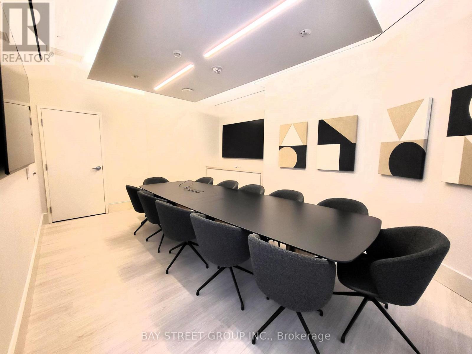 1222 - 2020 Bathurst Street Property Photo 34