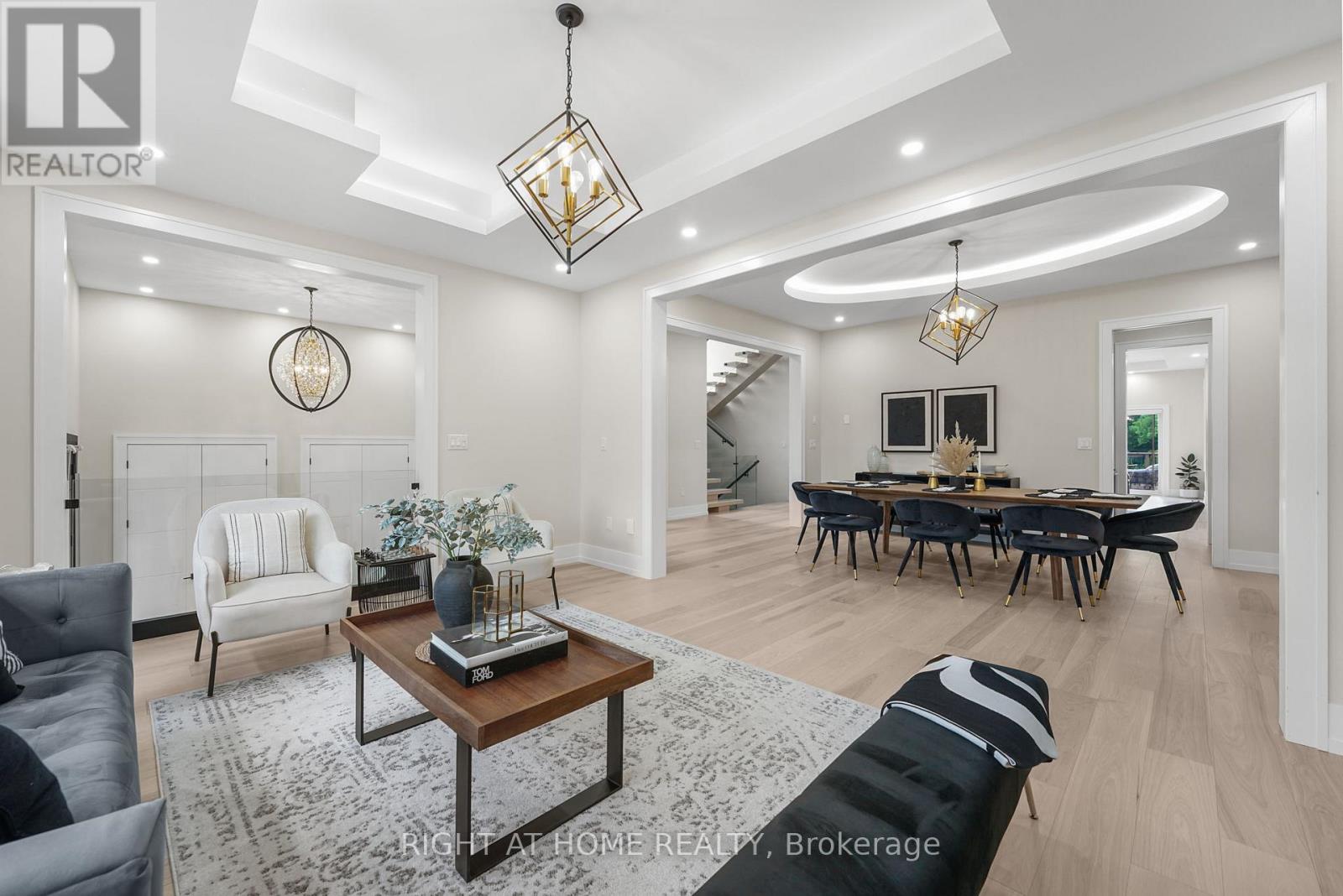 262 Senlac Road Property Photo 10