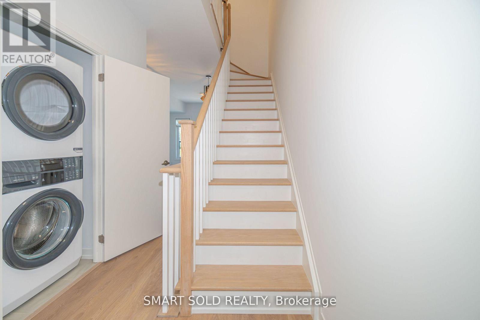29 Spruce Pines Crescent Property Photo 21