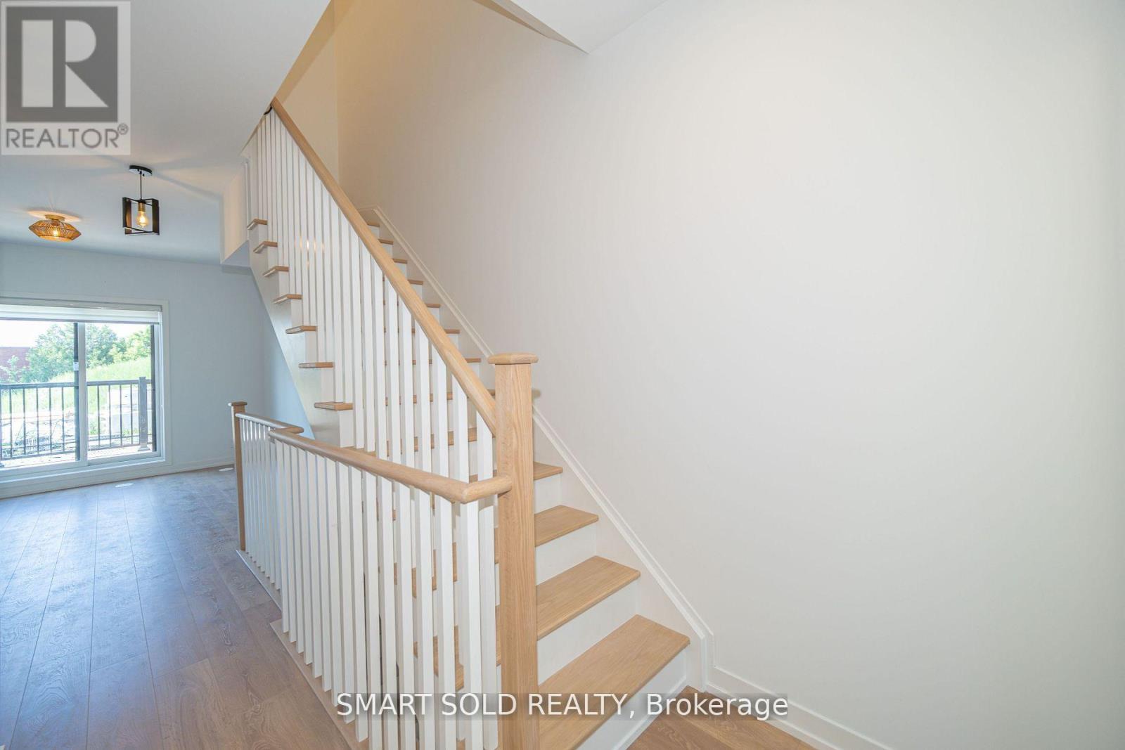 29 Spruce Pines Crescent Property Photo 24